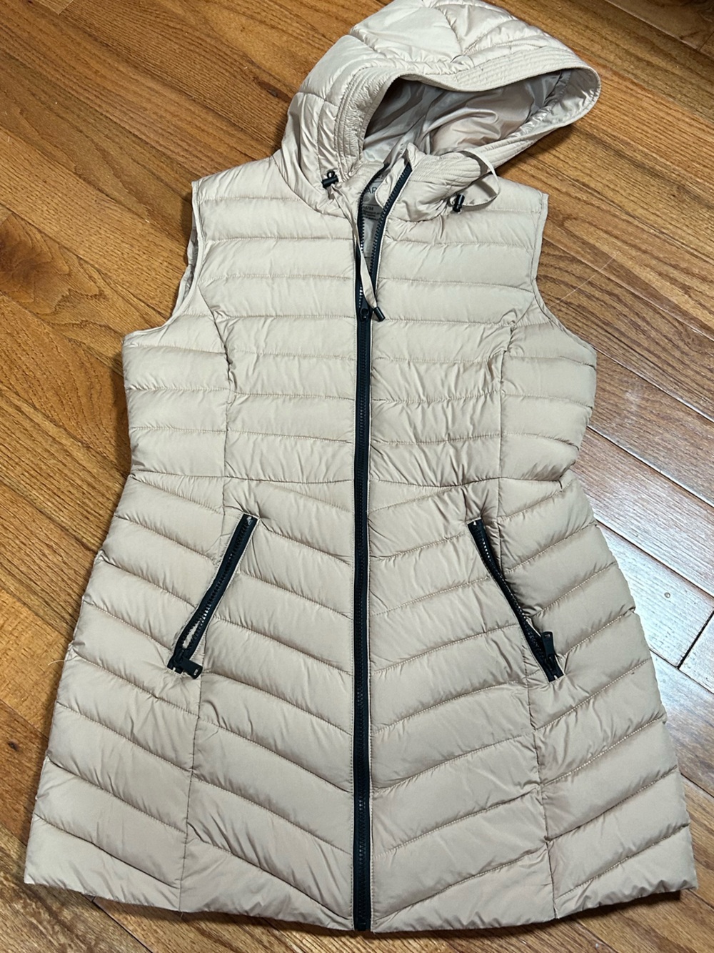 Bernardo Beige Quilted Hooded Puffer Vest